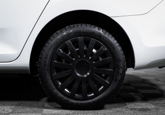 Подержанный автомобиль Skoda Rapid Liftback 2018 года (15 фото)