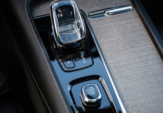 Подержанный автомобиль Volvo S90 2021 года (26 фото)