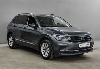 Подержанный автомобиль Volkswagen Tiguan 2021 года (3 фото)