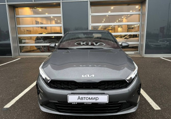 Новый Kia K3 Sedan 2025 (5 фото)