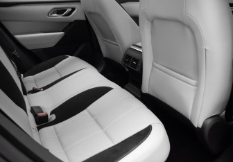 Подержанный автомобиль Land Rover Range Rover Velar 2022 года (31 фото)