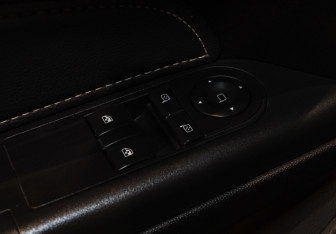 Подержанный автомобиль Opel Astra Hatchback 2008 года (13 фото)