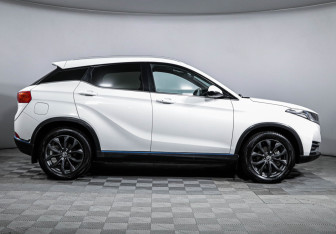 Подержанный автомобиль Evolute i-JOY 2022 года (4 фото)
