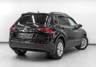 Подержанный автомобиль Volkswagen Tiguan 2019 года (5 фото)