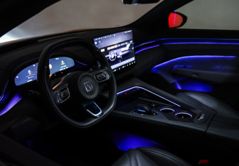 Подержанный автомобиль Zeekr 001 2024 года (35 фото)