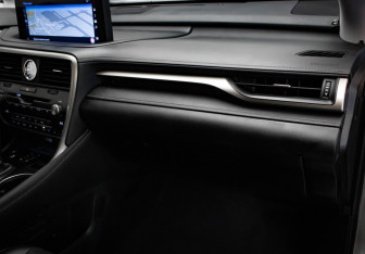Подержанный автомобиль Lexus RX 2021 года (26 фото)