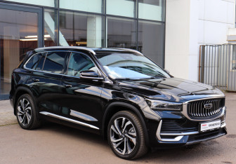 Подержанный автомобиль Geely Monjaro 2023 года (3 фото)