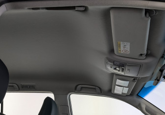 Подержанный автомобиль Toyota Land Cruiser Prado 2019 года (23 фото)