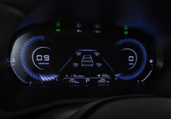 Подержанный автомобиль Geely Emgrand 2024 года (12 фото)