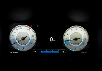Подержанный автомобиль Hyundai Santa Fe 2022 года (13 фото)