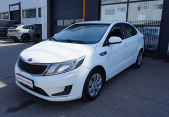 Подержанный автомобиль Kia Rio Sedan 2013 года (1 фото)