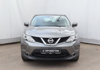 Подержанный автомобиль Nissan Qashqai 2018 года (2 фото)