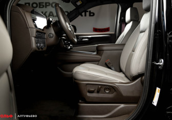 Новый Chevrolet Tahoe 2025 (17 фото)