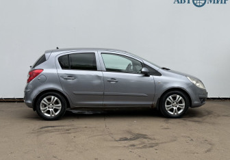 Подержанный автомобиль Opel Corsa 2007 года (4 фото)