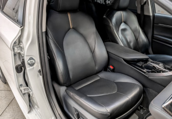 Подержанный автомобиль Toyota Camry Sedan 2019 года (21 фото)