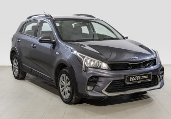Подержанный автомобиль Kia Rio Hatchback 2021 года (3 фото)