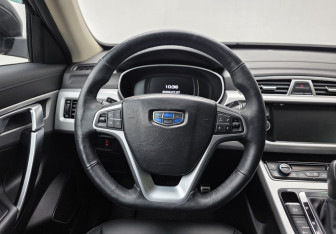 Подержанный автомобиль Geely Atlas 2018 года (12 фото)