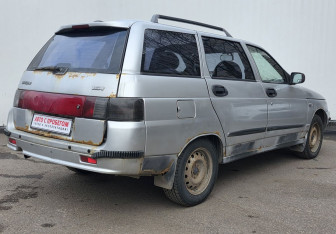 Подержанный автомобиль LADA (ВАЗ) 2111 2005 года (5 фото)