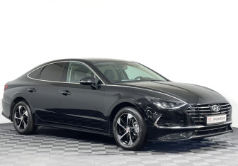 Подержанный автомобиль Hyundai Sonata 2020 года (3 фото)