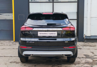Подержанный автомобиль Geely Atlas Pro 2023 года (6 фото)