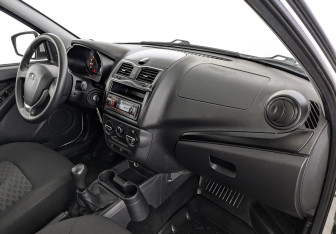Подержанный автомобиль LADA (ВАЗ) Granta Sedan 2022 года (13 фото)