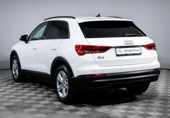 Подержанный автомобиль Audi Q3 2020 года (7 фото)