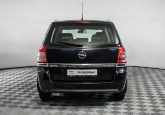 Подержанный автомобиль Opel Zafira Compactvan 2012 года (6 фото)
