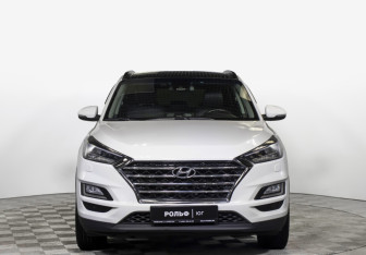Подержанный автомобиль Hyundai Tucson 2020 года (2 фото)