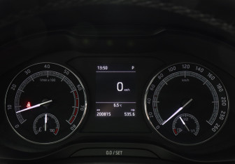 Подержанный автомобиль Skoda Kodiaq 2017 года (11 фото)