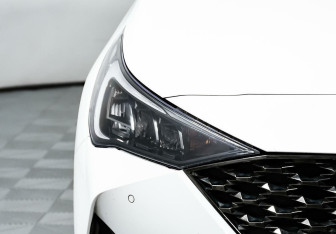 Подержанный автомобиль Hyundai Solaris Sedan 2021 года (7 фото)