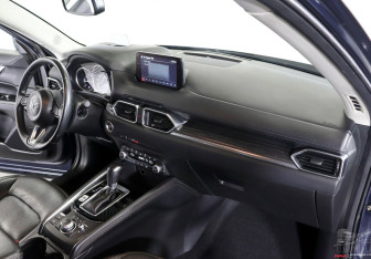Подержанный автомобиль Mazda CX-5 2022 года (8 фото)