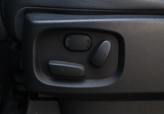 Подержанный автомобиль Land Rover Discovery 2014 года (14 фото)