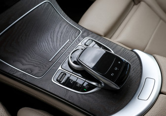 Подержанный автомобиль Mercedes-Benz GLC Coupe 2015 года (17 фото)
