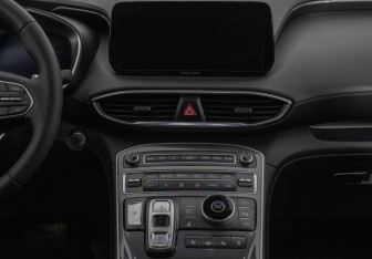 Подержанный автомобиль Hyundai Santa Fe 2021 года (14 фото)