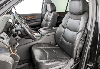 Подержанный автомобиль Cadillac Escalade Suv 2020 года (20 фото)