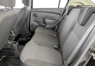 Подержанный автомобиль Renault Logan Sedan 2021 года (12 фото)