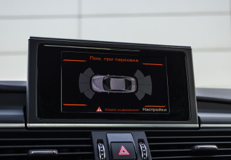 Подержанный автомобиль Audi A6 Sedan 2017 года (16 фото)