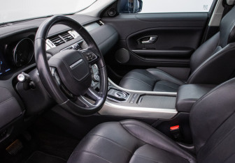 Подержанный автомобиль Land Rover Range Rover Evoque 2018 года (10 фото)
