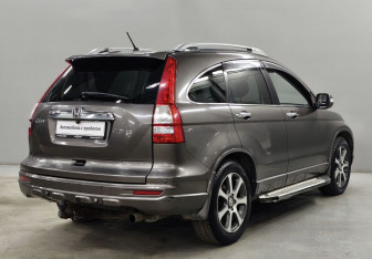 Подержанный автомобиль Honda CR-V 2012 года (5 фото)