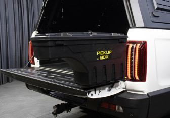 Подержанный автомобиль JAC T9 2025 года (11 фото)