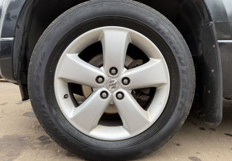 Подержанный автомобиль Suzuki Grand Vitara 2008 года (9 фото)