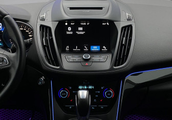 Подержанный автомобиль Ford Kuga 2018 года (12 фото)