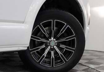 Подержанный автомобиль Volkswagen Caravelle 2018 года (29 фото)