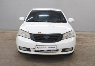 Подержанный автомобиль Geely Emgrand EC7 Sedan 2013 года (2 фото)