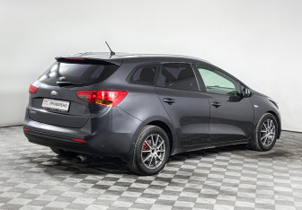 Подержанный автомобиль Kia Ceed Wagon 2013 года (5 фото)