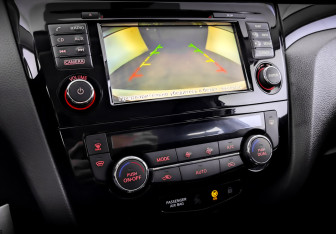 Подержанный автомобиль Nissan Qashqai 2017 года (25 фото)