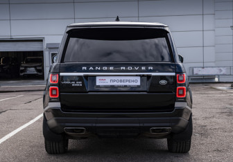 Подержанный автомобиль Land Rover Range Rover 2018 года (6 фото)