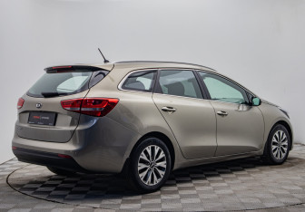 Подержанный автомобиль Kia Ceed Wagon 2016 года (5 фото)