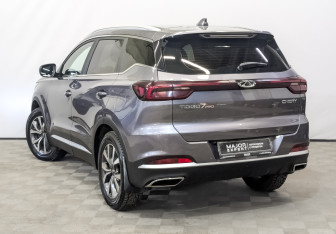 Подержанный автомобиль Chery Tiggo 7 Pro 2022 года (7 фото)