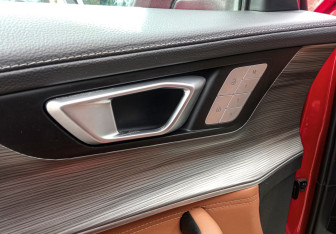 Подержанный автомобиль Chery Tiggo 8 Pro Max 2022 года (14 фото)